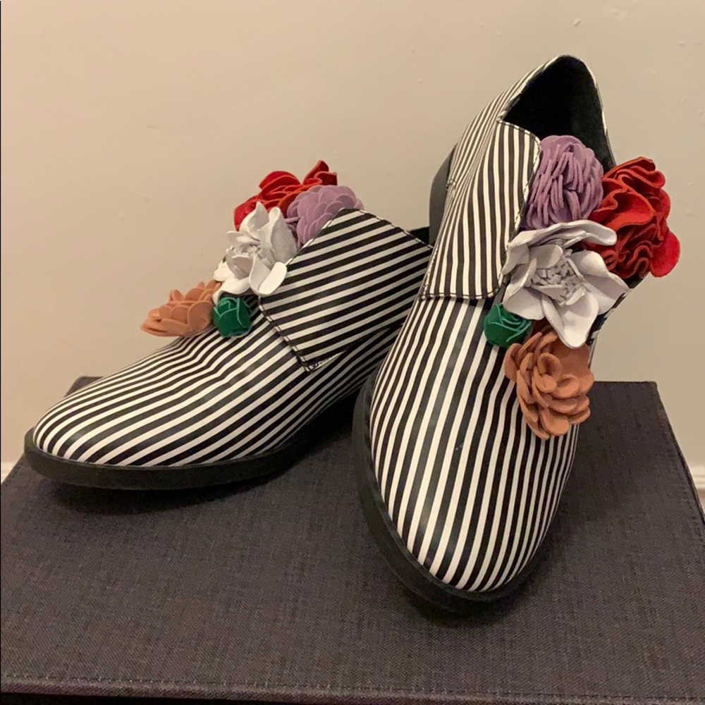 Katy Perry Floral and Stripe Loafers